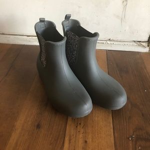 Crocs rain boots